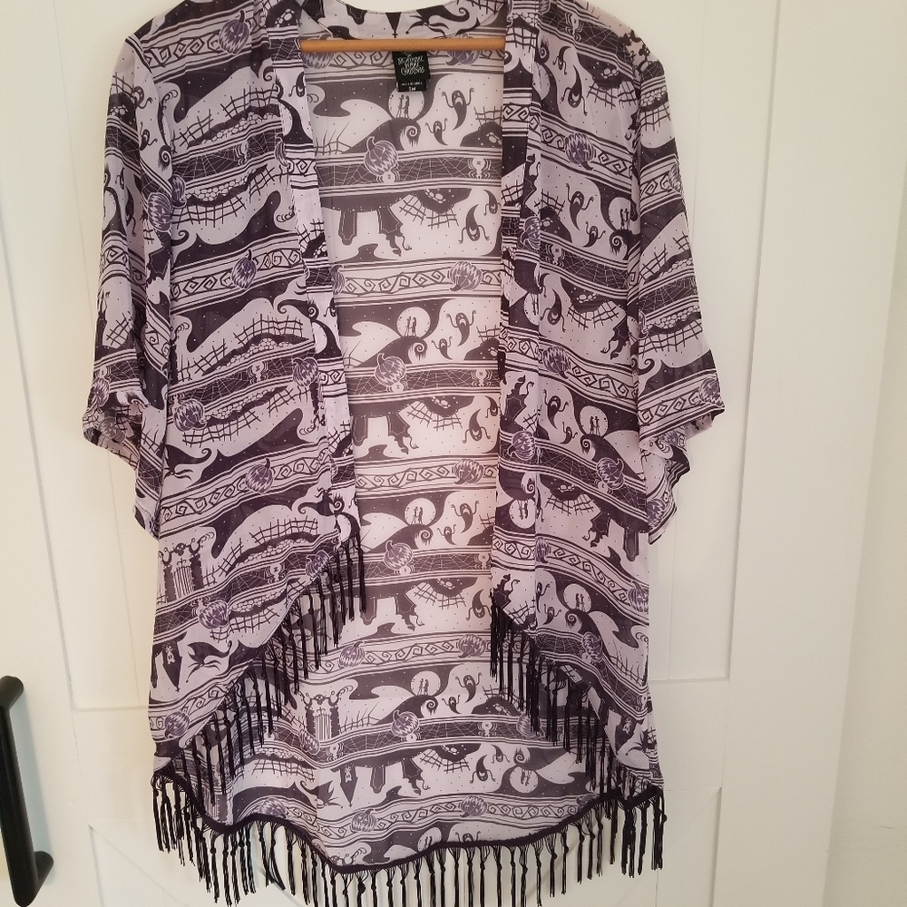 NWOT Nightmare Before Christmas Print Kimono